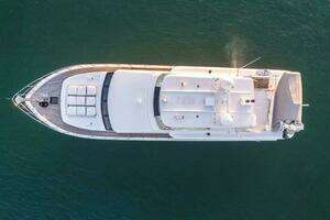 2006 Cheoy Lee Motoryacht thumbnail 6
