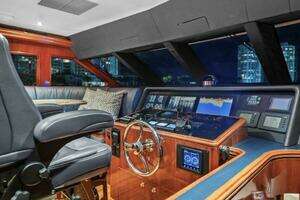 2006 Cheoy Lee Motoryacht thumbnail 28