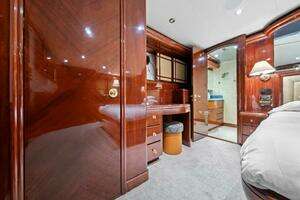 2006 Cheoy Lee Motoryacht thumbnail 24