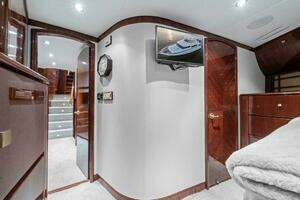 2006 Cheoy Lee Motoryacht thumbnail 17