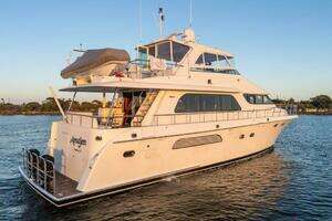 2006 Cheoy Lee Motoryacht thumbnail 11