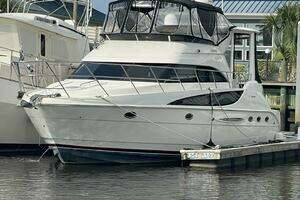 2004 Meridian 459 Motoryacht thumbnail 1
