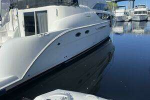 2004 Meridian 459 Motoryacht thumbnail 48