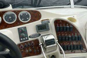 2004 Meridian 459 Motoryacht thumbnail 29