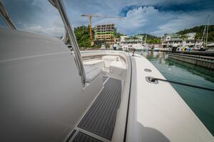 34ft Jupiter Yacht For Sale