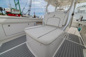 34ft Jupiter Yacht For Sale