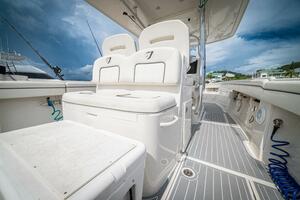 34ft Jupiter Yacht For Sale