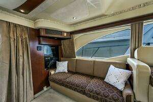 2005 Sea Ray 420 Sedan Bridge thumbnail 17