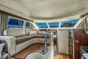 2005 Sea Ray 420 Sedan Bridge thumbnail 16