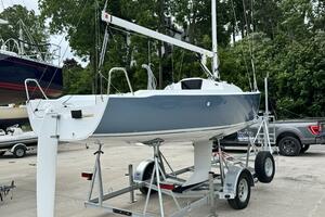 23ft J Boats Yacht For Sale
