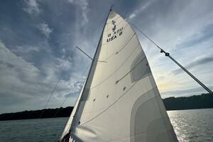 23ft J Boats Yacht For Sale