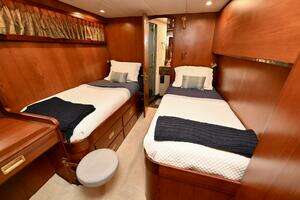 Captivator 84ft Palmer Johnson Yacht For Sale