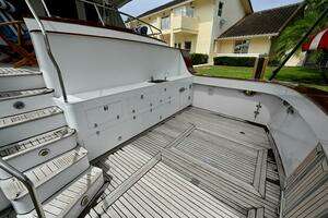 Captivator 84ft Palmer Johnson Yacht For Sale
