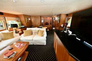 Captivator 84ft Palmer Johnson Yacht For Sale