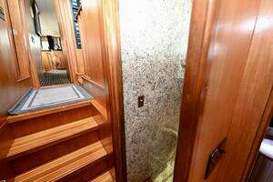 Captivator 84ft Palmer Johnson Yacht For Sale