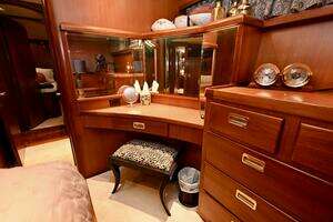 Captivator 84ft Palmer Johnson Yacht For Sale