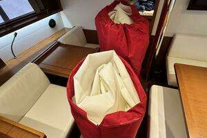 2014 Beneteau Oceanis 48 thumbnail 53
