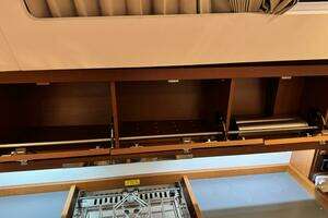 2014 Beneteau Oceanis 48 thumbnail 33