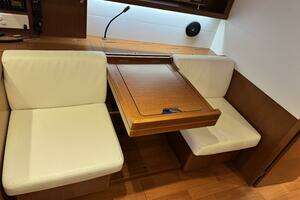 2014 Beneteau Oceanis 48 thumbnail 39