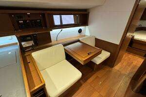 2014 Beneteau Oceanis 48 thumbnail 36