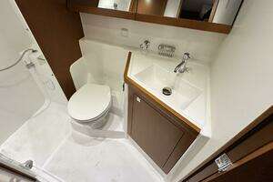 2014 Beneteau Oceanis 48 thumbnail 24