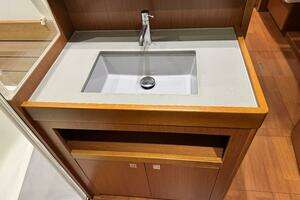 2014 Beneteau Oceanis 48 thumbnail 48