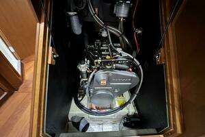 2014 Beneteau Oceanis 48 thumbnail 59
