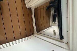 2002 Sea Ray 380 Sundancer thumbnail 45