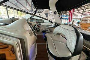 2002 Sea Ray 380 Sundancer thumbnail 22