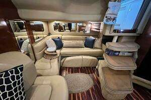 2002 Sea Ray 380 Sundancer thumbnail 16