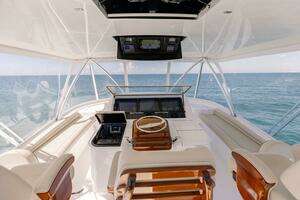 2018 Viking 62 Convertible thumbnail 30