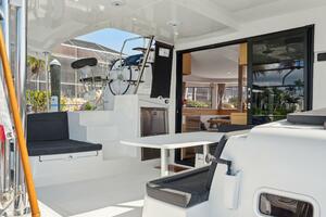 42ft Lagoon Yacht For Sale