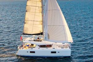 42ft Lagoon Yacht For Sale
