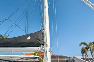 42ft Lagoon Yacht For Sale