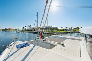 42ft Lagoon Yacht For Sale
