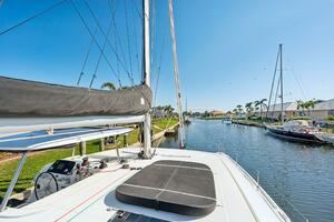42ft Lagoon Yacht For Sale