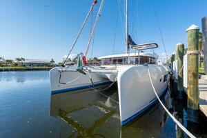 42ft Lagoon Yacht For Sale