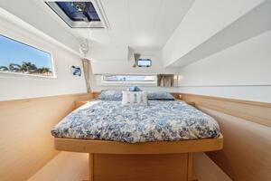 42ft Lagoon Yacht For Sale