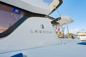 42ft Lagoon Yacht For Sale