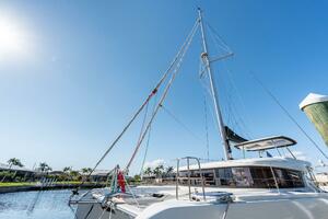 42ft Lagoon Yacht For Sale