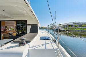 42ft Lagoon Yacht For Sale