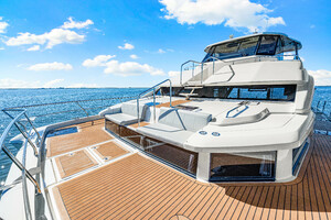 54ft Aquila Yacht For Sale