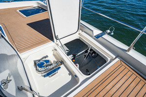 54ft Aquila Yacht For Sale