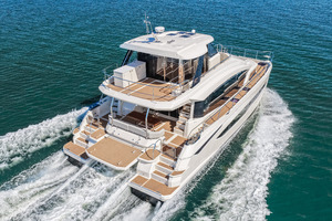 54ft Aquila Yacht For Sale