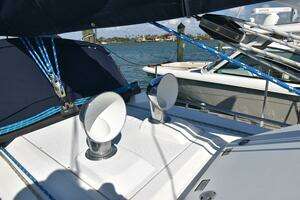 2004 Sabre 386 thumbnail 9