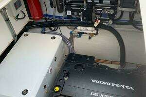 2024 Fountaine Pajot MY5 thumbnail 12
