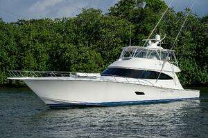 2019 Viking 80 Convertible thumbnail 47