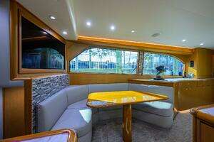 2001 Viking 61 Convertible thumbnail 9