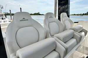38FT (11.61M) ASTONDOA