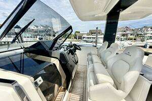 2023 Astondoa 377 Coupe Outboard thumbnail 28